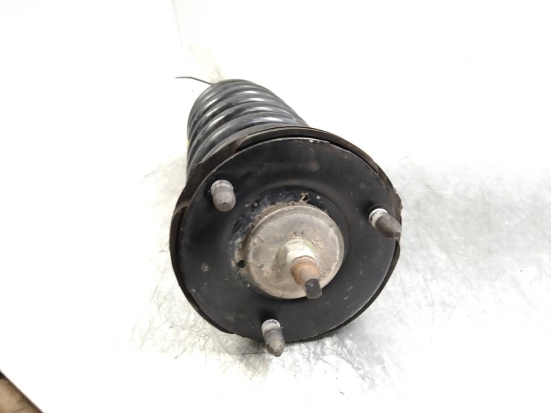 Recambio de amortiguador delantero derecho para toyota land cruiser (j9) 3.0 turbodiesel referencia OEM IAM   