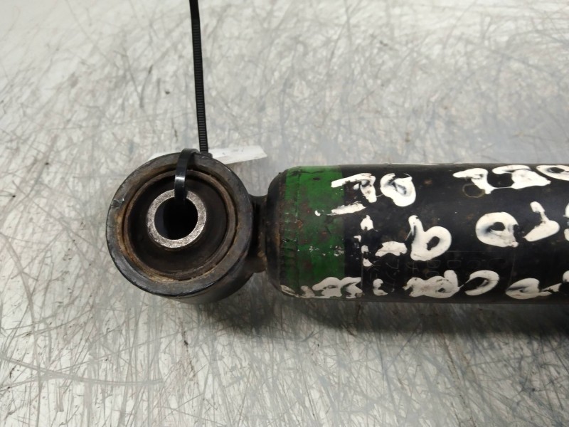 Recambio de amortiguador delantero derecho para toyota land cruiser (j9) 3.0 turbodiesel referencia OEM IAM   