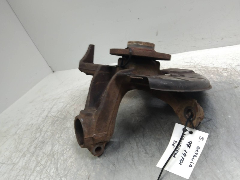 Recambio de mangueta delantera derecha para skoda octavia berlina (1u2) 1.9 tdi glx referencia OEM IAM   