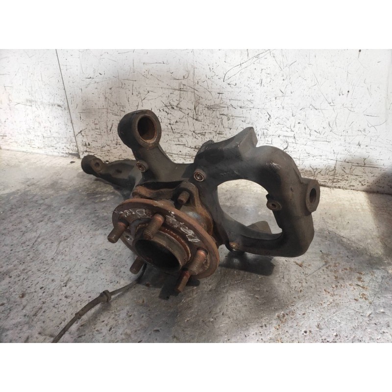 Recambio de mangueta delantera derecha para land rover range rover sport v6 td se referencia OEM IAM 8H323K185AA  