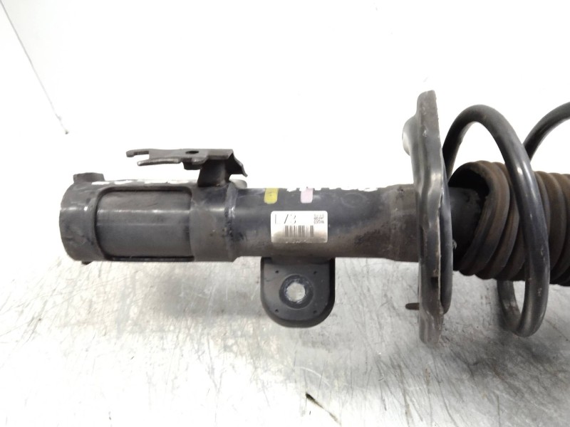 Recambio de amortiguador delantero izquierdo para toyota prius (nhw30) referencia OEM IAM   