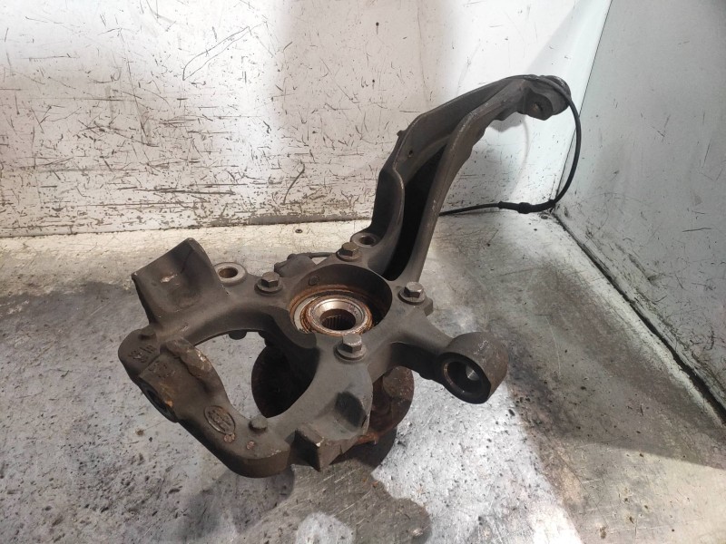 Recambio de mangueta delantera izquierda para land rover range rover sport v6 td se referencia OEM IAM   