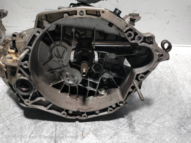 Recambio de caja cambios para renault safrane (b54) 2.2 cat referencia OEM IAM PK1AA001 C028254 