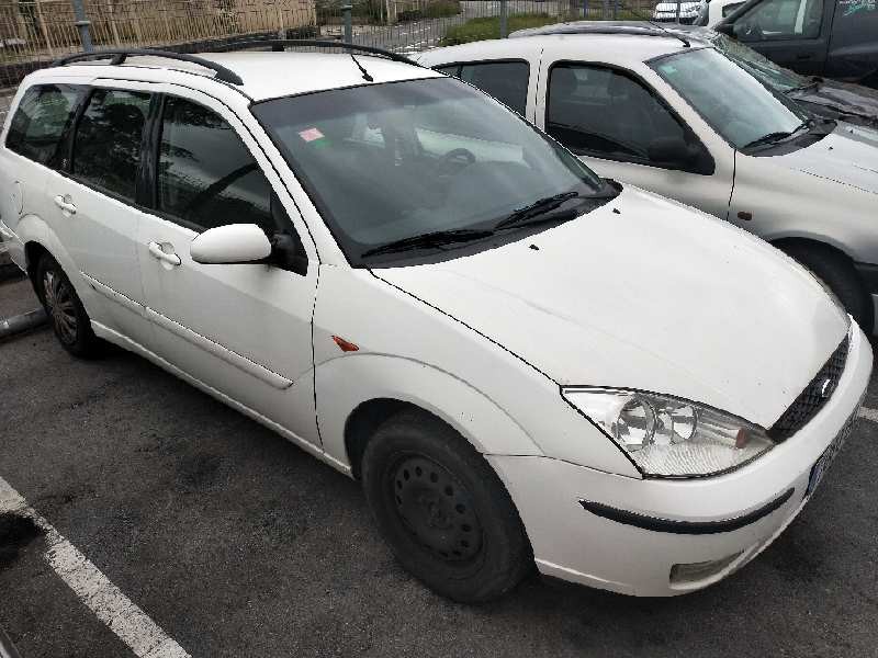 ford focus turnier (cak) del año 2003
