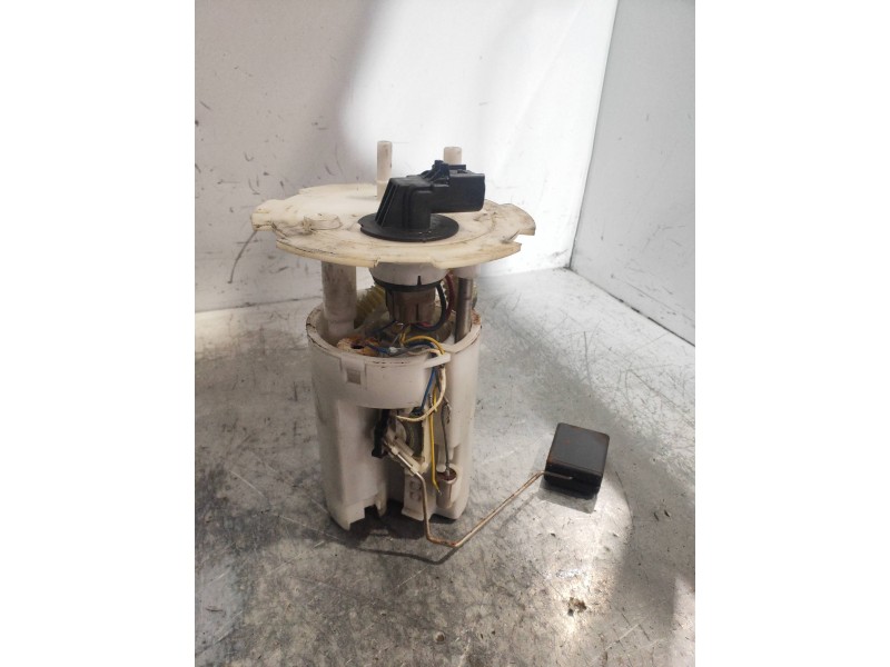 Recambio de bomba combustible para daewoo nubira berlina referencia OEM IAM   