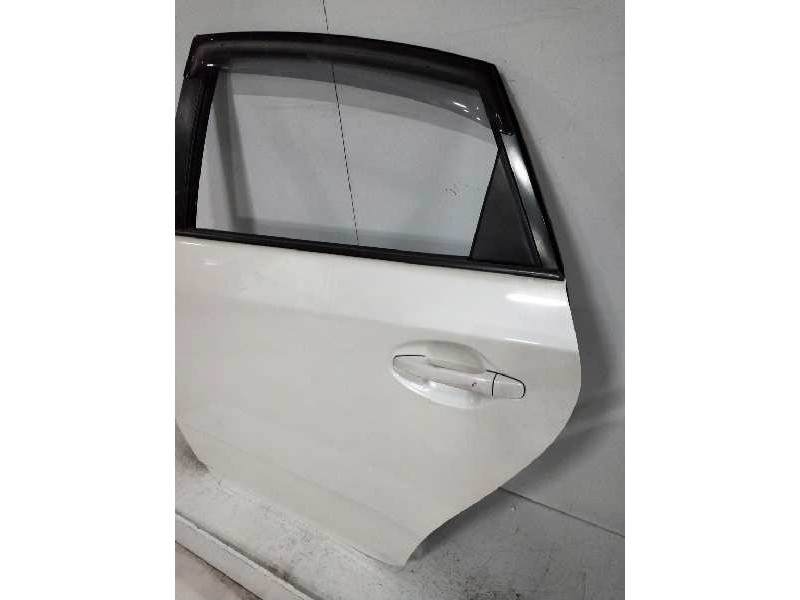 Recambio de puerta trasera izquierda para toyota prius (nhw30) referencia OEM IAM   