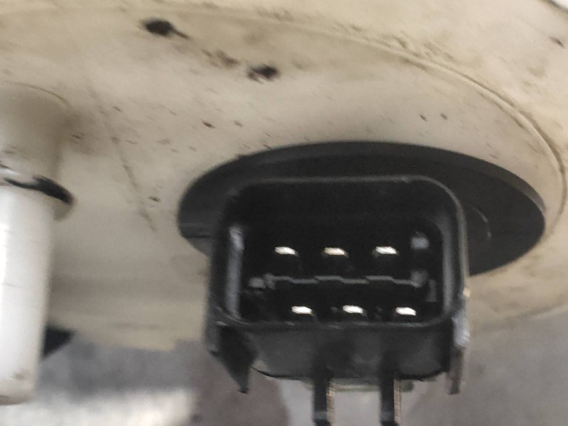 Recambio de bomba combustible para daewoo nubira berlina referencia OEM IAM   