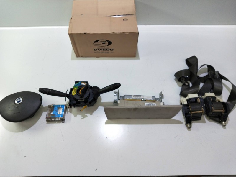 Recambio de kit airbag para fiat punto berlina (188) 1.4 referencia OEM IAM   