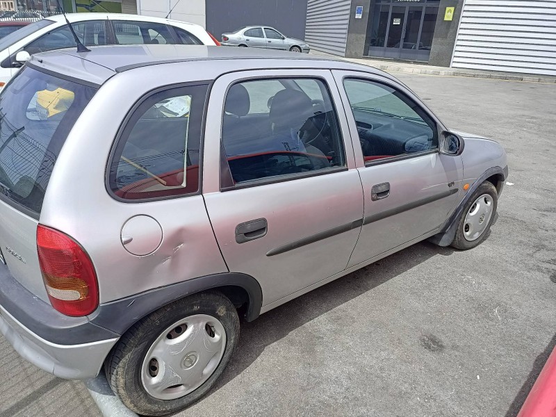opel corsa b del año 1998