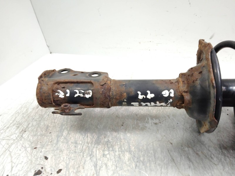 Recambio de amortiguador delantero izquierdo para toyota yaris (ncp1/nlp1/scp1) 1.0 cat referencia OEM IAM   