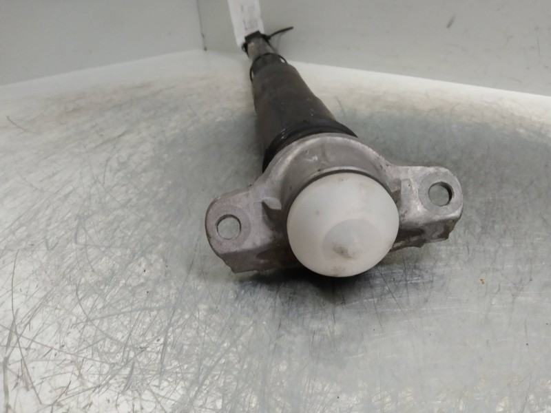 Recambio de amortiguador trasero para seat leon (5f1) style referencia OEM IAM 5Q0512013ES  