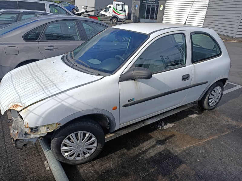 opel corsa b del año 1999