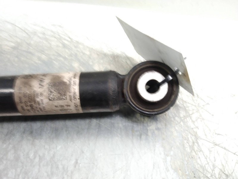 Recambio de amortiguador trasero para seat leon (5f1) style referencia OEM IAM 5Q0512013ES  