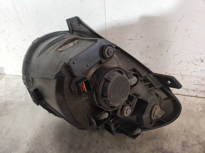Recambio de faro derecho para kia picanto 1.1 active referencia OEM IAM   