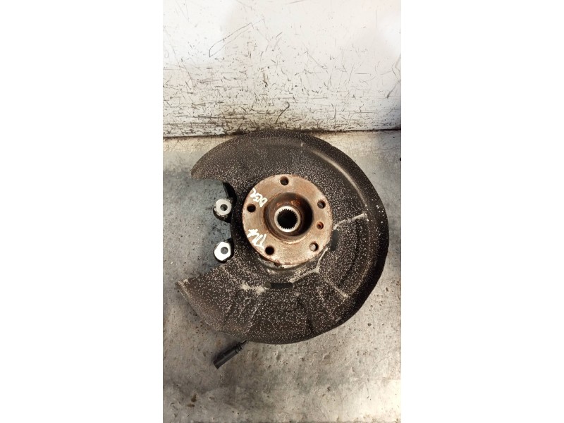 Recambio de mangueta trasera derecha para bmw serie 5 lim. (f10) 535d xdrive referencia OEM IAM   