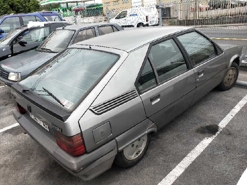 citroen bx berlina del año 1990