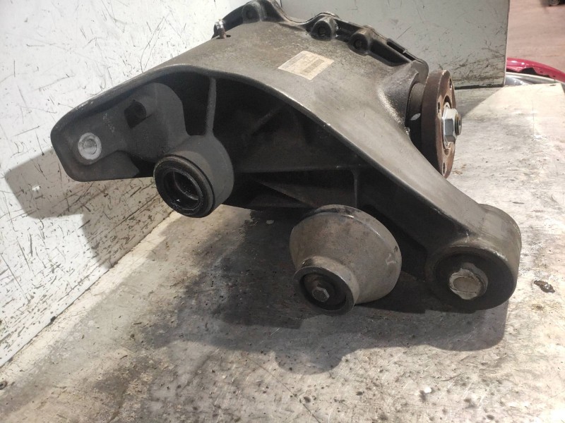 Recambio de diferencial trasero para land rover range rover sport v6 td se referencia OEM IAM AH224W063BC  