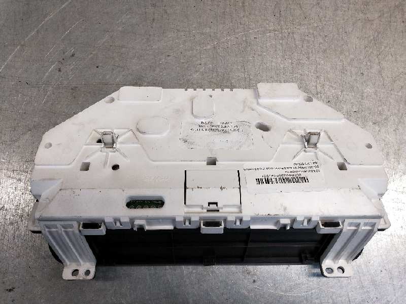 Recambio de cuadro instrumentos para suzuki grand vitara 5 puertas sq (ft) 2.0 turbodiesel cat referencia OEM IAM 3411050JA2 5JA