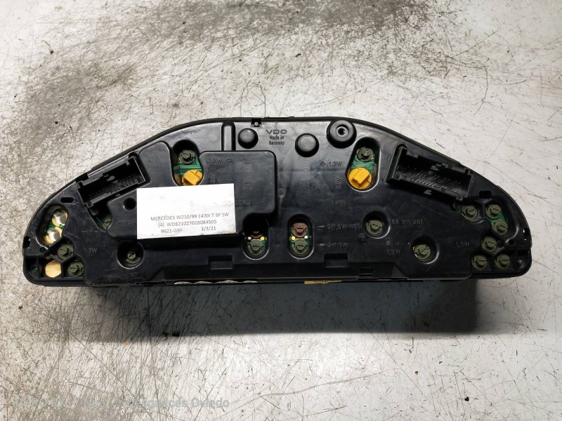 Recambio de cuadro instrumentos para mercedes clase e (w210) familiar 430 t (210.270) referencia OEM IAM 110008915 110008014 210