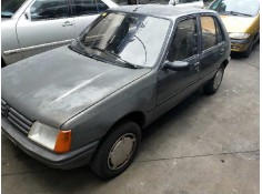 peugeot 205 berlina del año 1989