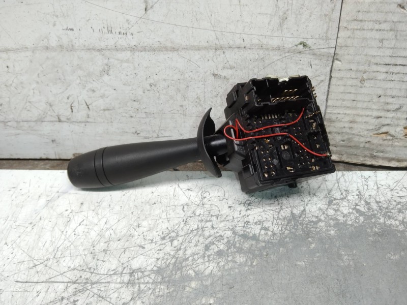 Recambio de mando limpia para dacia dokker ambiance referencia OEM IAM   