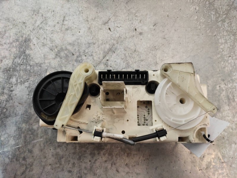 Recambio de mando calefaccion / aire acondicionado para opel astra g berlina club referencia OEM IAM 90560365 52475624 