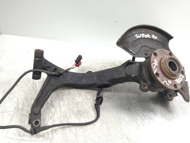 Recambio de mangueta delantera derecha para skoda superb (3u4) classic referencia OEM IAM   