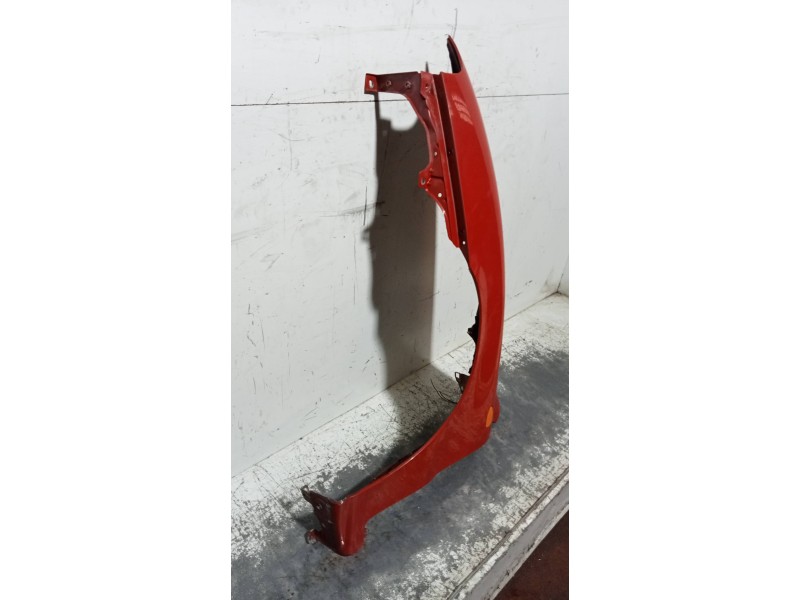 Recambio de aleta delantera izquierda para fiat bravo (182) jtd 105 / 100 sx referencia OEM IAM   