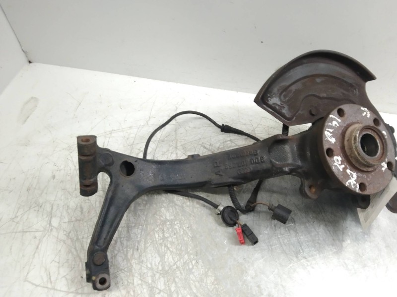 Recambio de mangueta delantera derecha para skoda superb (3u4) classic referencia OEM IAM   