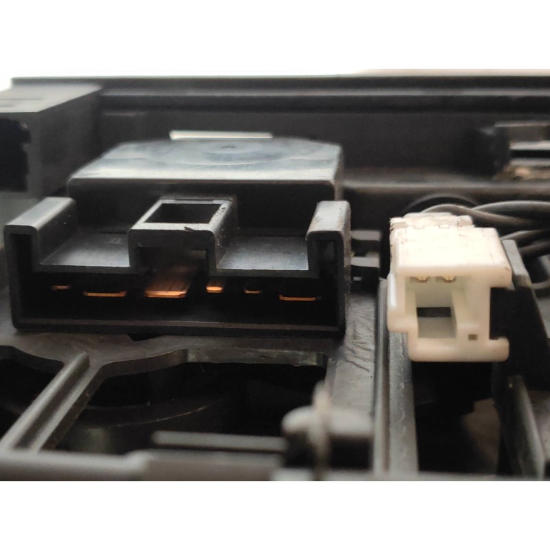 Recambio de mando calefaccion / aire acondicionado para nissan terrano/terrano.ii (r20) lx (3-ptas.) referencia OEM IAM 59710307 Recambio de mando calefaccion / aire acondicionado para nissan terrano/terrano.ii (r20) lx (3-ptas.) referencia OEM IAM 59710307