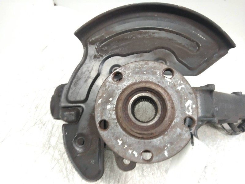 Recambio de mangueta delantera izquierda para skoda superb (3u4) classic referencia OEM IAM   