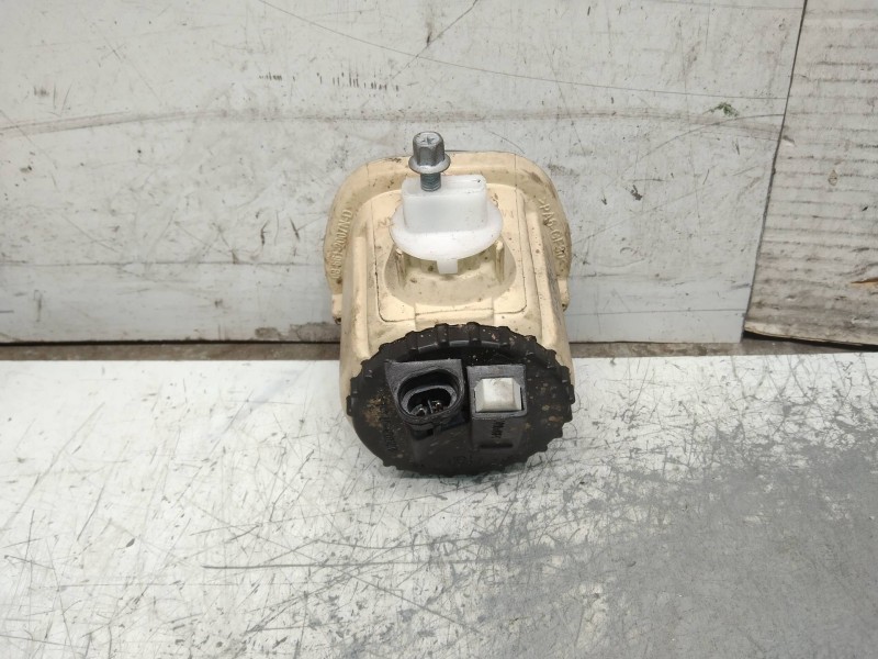 Recambio de faro antiniebla derecho para fiat bravo (182) jtd 105 / 100 sx referencia OEM IAM   