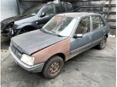 peugeot 205 berlina del año 1990