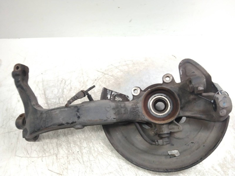 Recambio de mangueta delantera derecha para skoda superb (3u4) 1.9 tdi referencia OEM IAM   