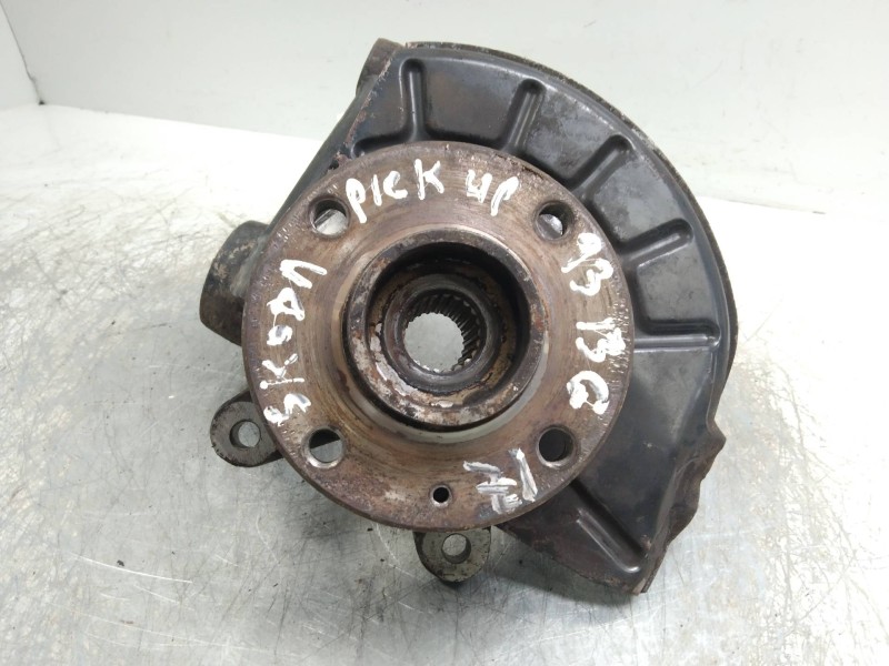 Recambio de mangueta delantera izquierda para skoda pickup básico referencia OEM IAM   