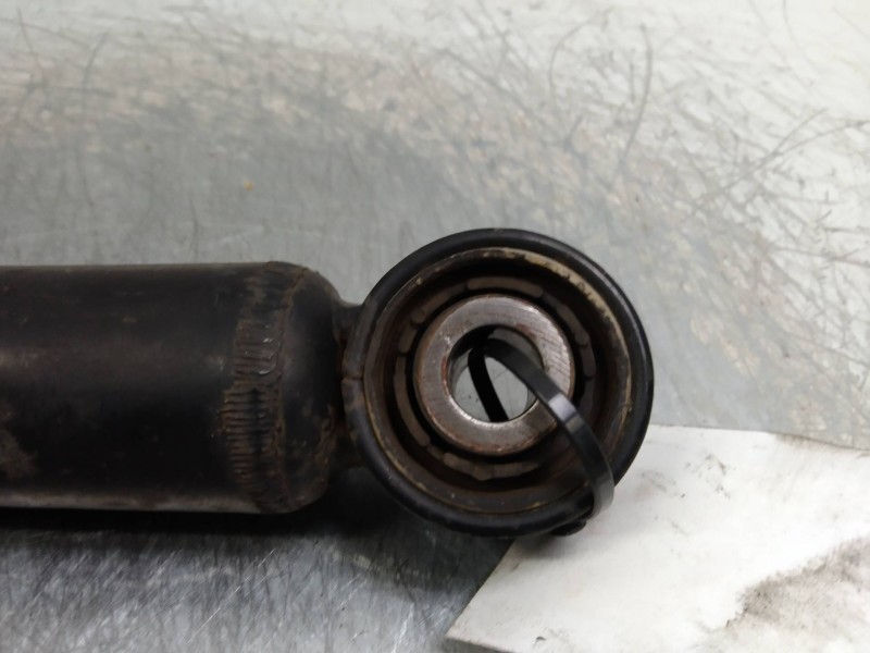 Recambio de amortiguador trasero para seat leon (1p1) 2.0 tdi referencia OEM IAM   