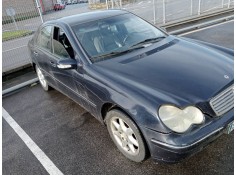 mercedes clase c (w203) berlina del año 2000