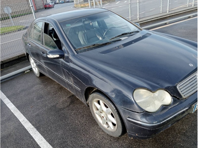mercedes clase c (w203) berlina del año 2000