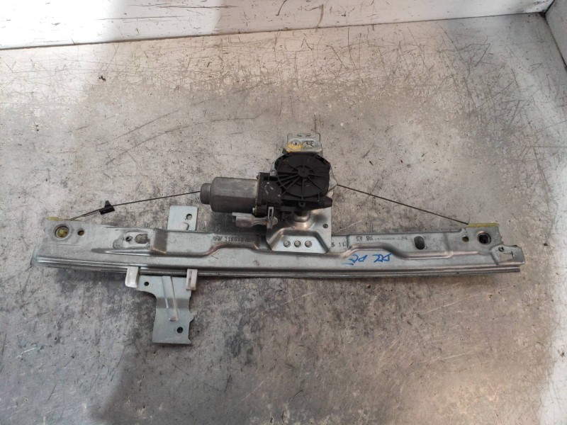 Recambio de elevalunas delantero derecho para peugeot 207 urban referencia OEM IAM 9681182280 119855 400912E 5P