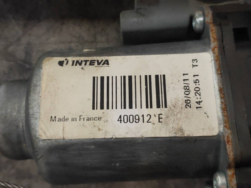 Recambio de elevalunas delantero derecho para peugeot 207 urban referencia OEM IAM 9681182280 119855 400912E 5P