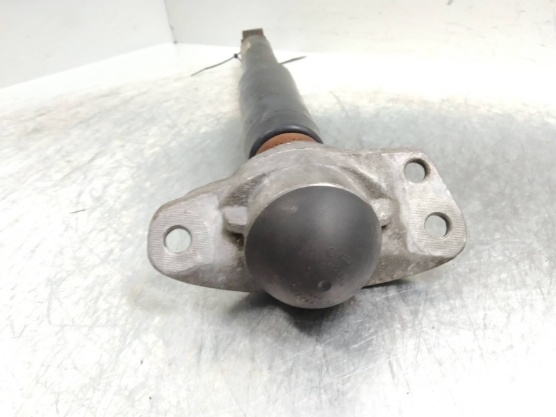 Recambio de amortiguador trasero para seat leon (1p1) reference referencia OEM IAM 1K0512011AD  