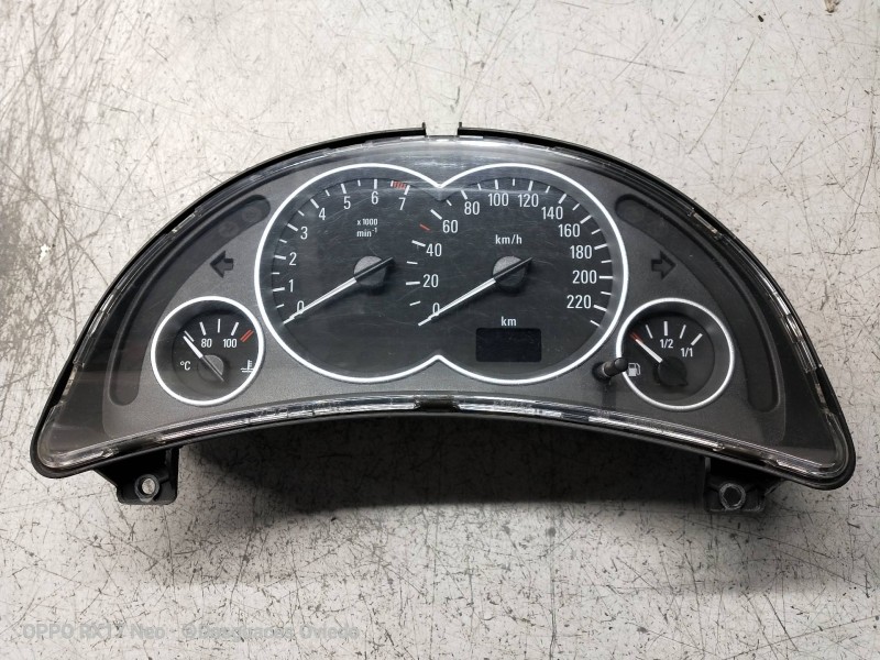 Recambio de cuadro instrumentos para opel corsa c blue line referencia OEM IAM 110080226005 13117943CA 