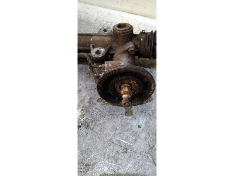 Recambio de cremallera direccion para hyundai trajet (fo) 2.0 crdi gls referencia OEM IAM 577003A010  