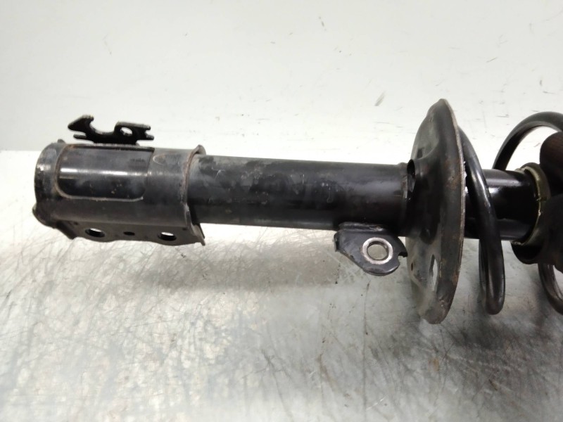 Recambio de amortiguador delantero izquierdo para toyota yaris (ksp9/scp9/nlp9) 1.3 cat referencia OEM IAM   