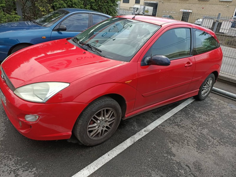 ford focus berlina (cak) del año 2000 ford focus berlina (cak) del año 2000