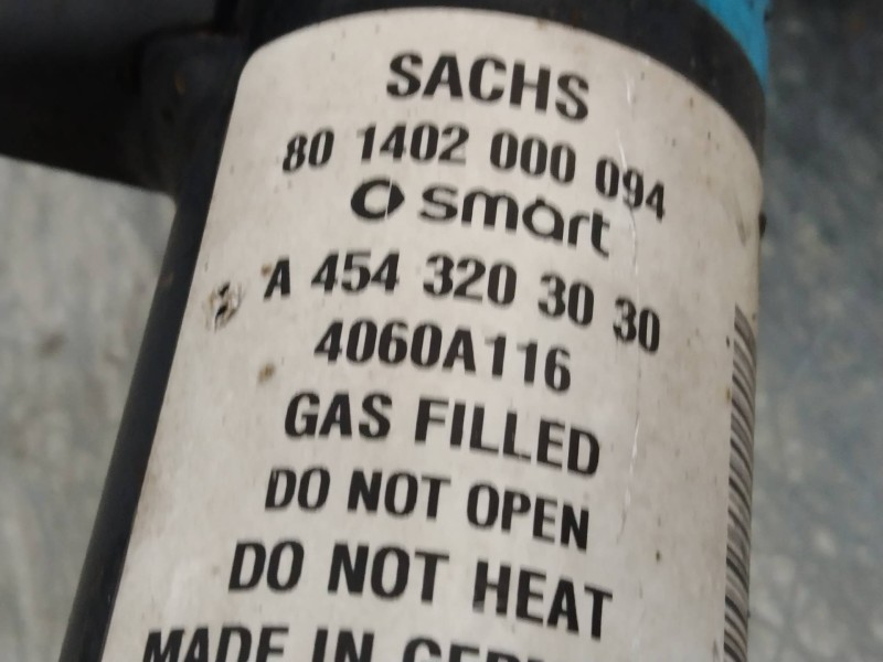 Recambio de amortiguador delantero derecho para smart forfour cdi (70kw) referencia OEM IAM A4543203030  