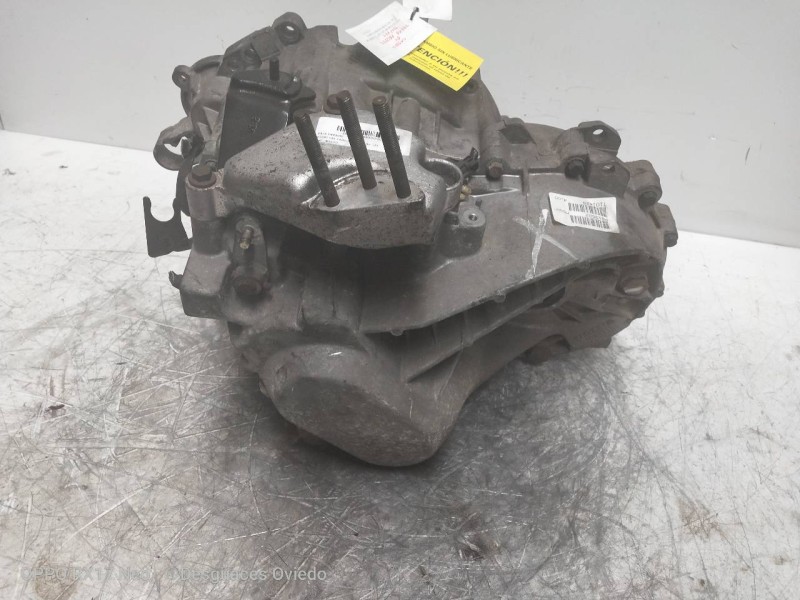 Recambio de caja cambios para volvo v40 familiar 2.0 turbo cat referencia OEM IAM P613582 M56HB T101429