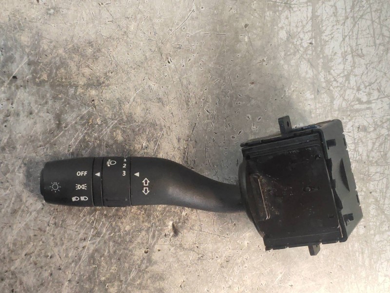 Recambio de mando luces para tata vista 1.3 td referencia OEM IAM 399110871  