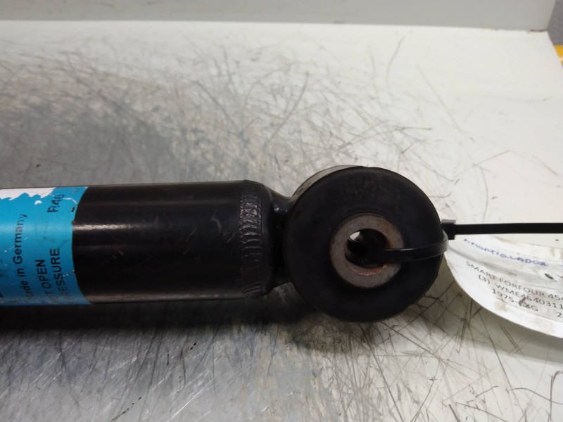 Recambio de amortiguador trasero para smart forfour básico (70kw) referencia OEM IAM 814901001127  