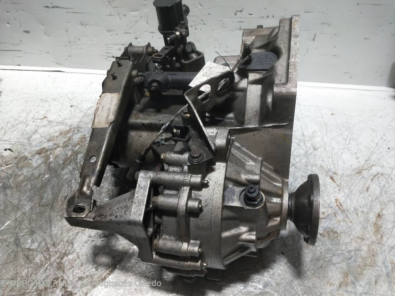 Recambio de caja cambios para volkswagen golf ii (191/193) 1.8 g60 cat (1h. pg) referencia OEM IAM AFE 2 AFE 17118